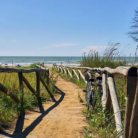 Charming Two Level With Garden And Bbq Apartman Bibione